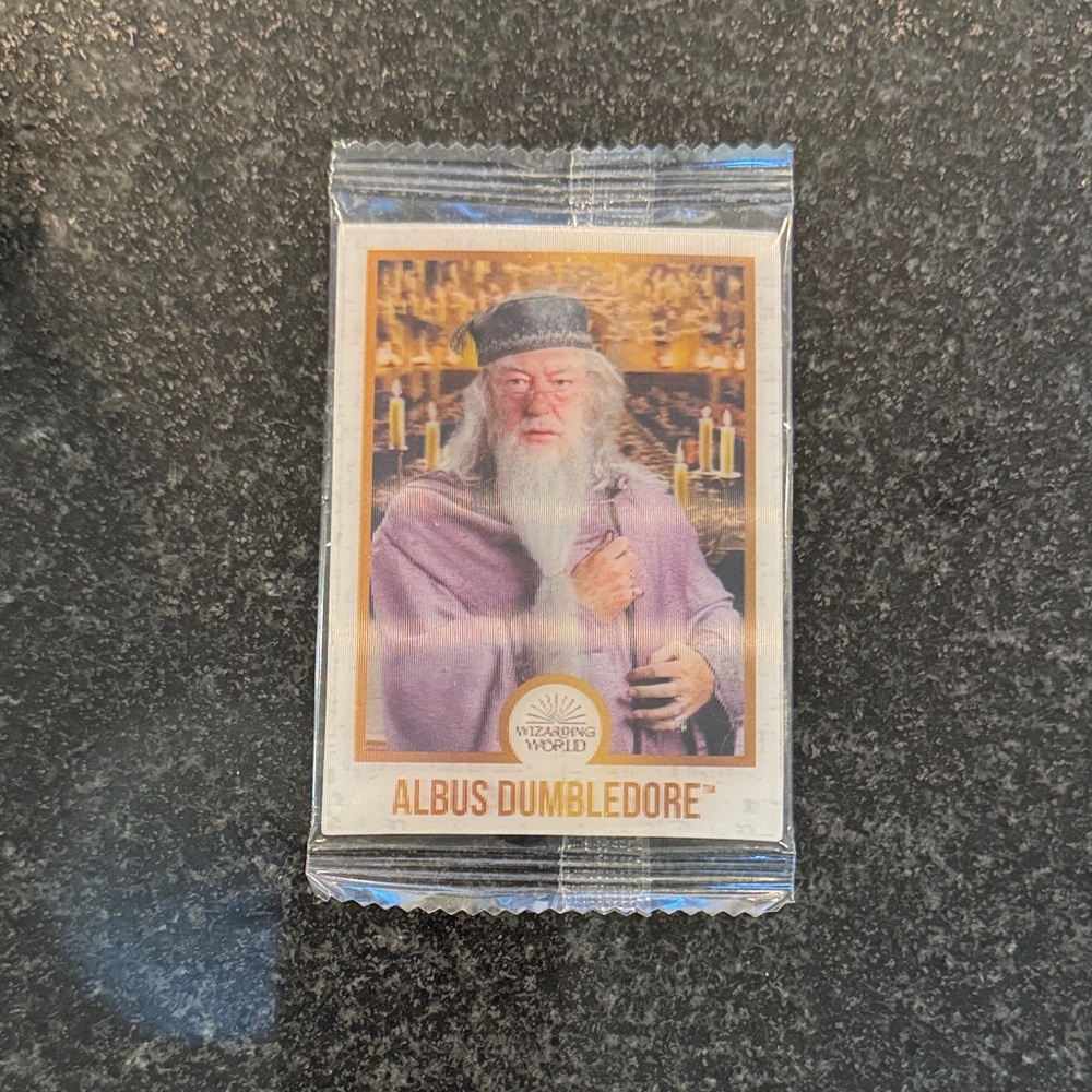 Harry Potter Chocolate Frog holographic trading card. Albus Dumbledore